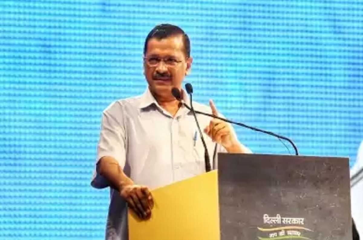 शराब घोटाले में केजरीवाल को क्यों घेर रही है भाजपा?